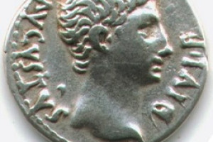 Staat ons in Europa een nieuwe ”keizer Augustus” te wachten?